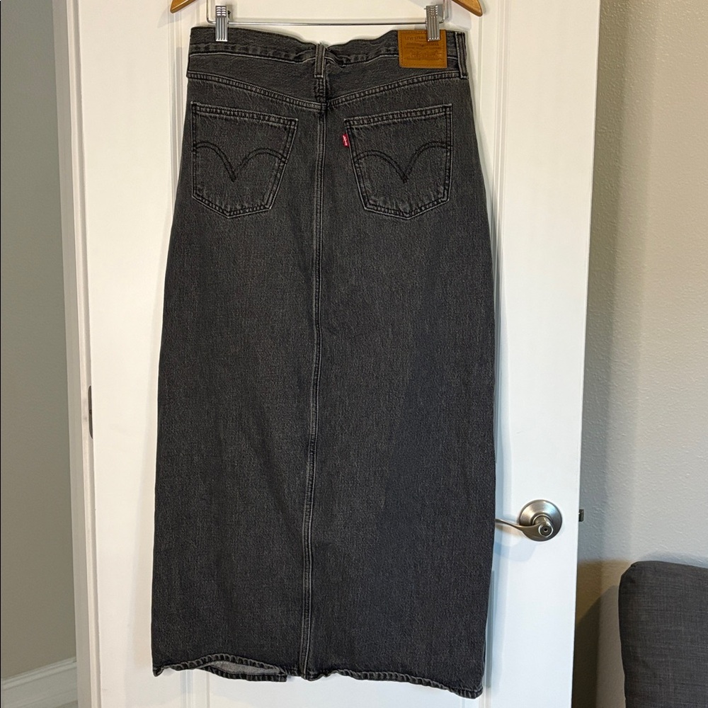 Levi's Ankle Column Denim Skirt Front Slit Black Gray Size 30 - Picture 10 of 17